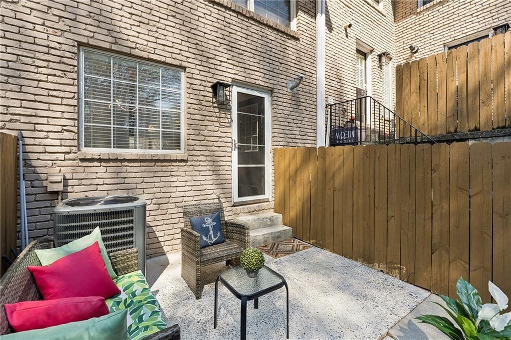 2232 Dunseath Avenue NW Unit 206