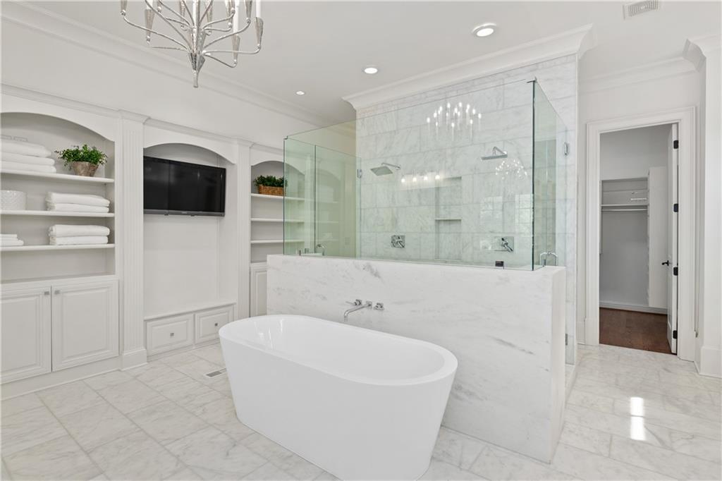 130 Manor Lake Court