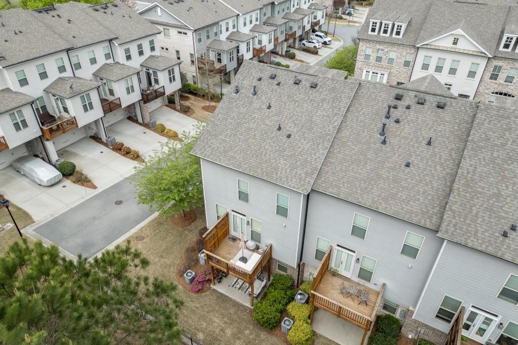 1422 Wisteria Wall Drive