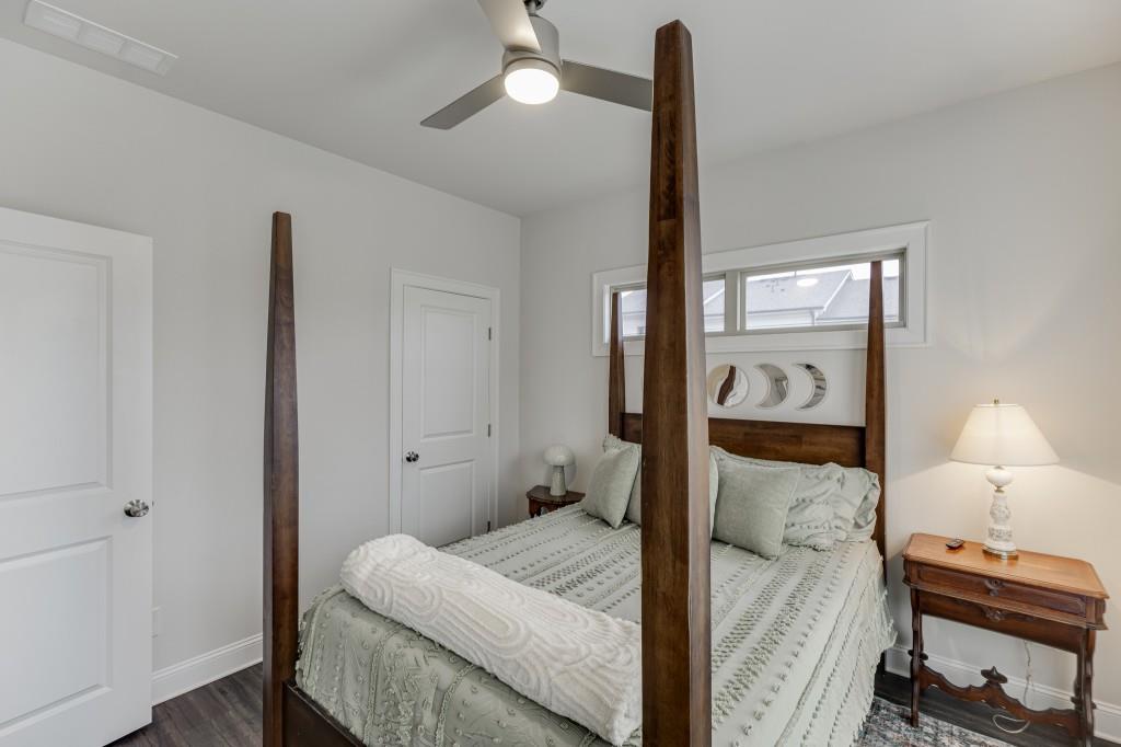 1422 Wisteria Wall Drive