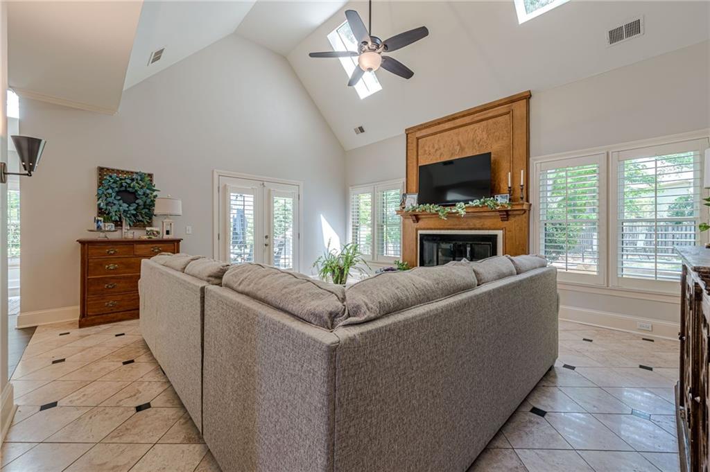 205 Chiswick Close
