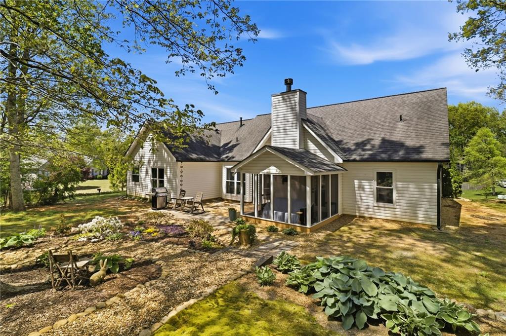 290 Paul Circle
