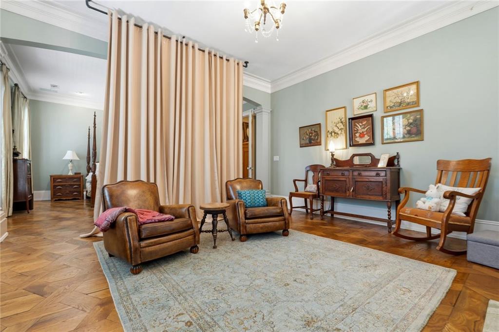 3736 Turnberry Court