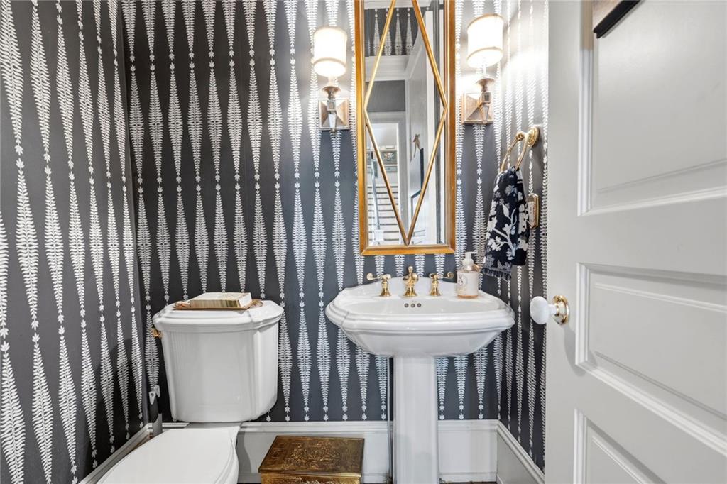 3736 Turnberry Court