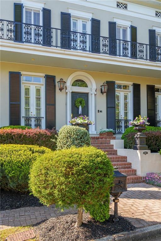 3736 Turnberry Court