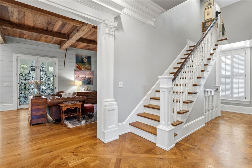 3736 Turnberry Court
