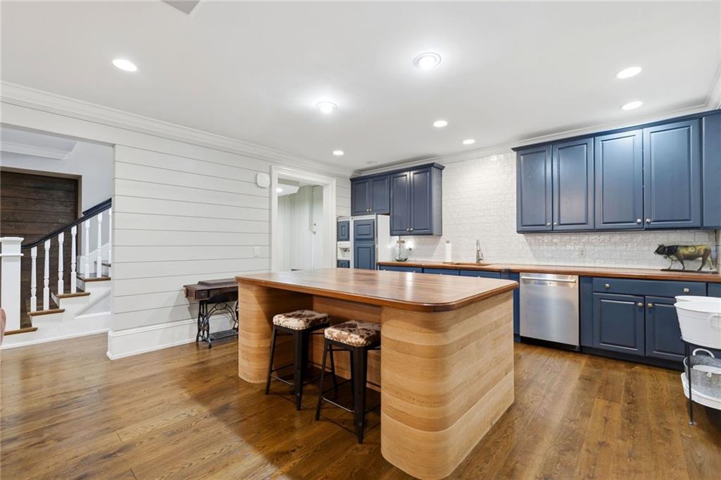 3736 Turnberry Court