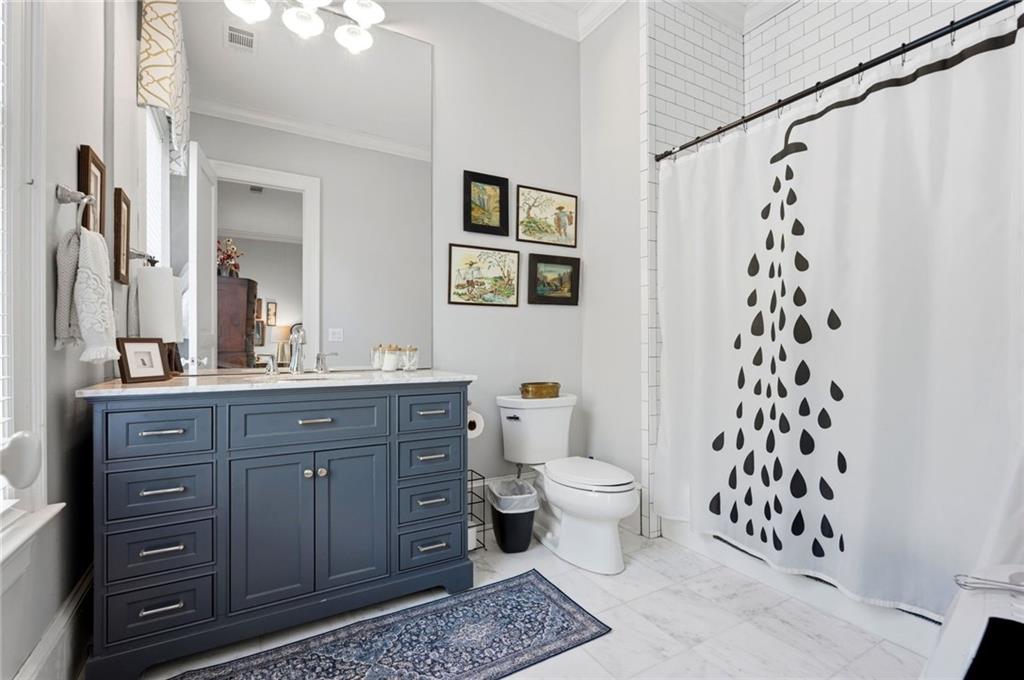3736 Turnberry Court