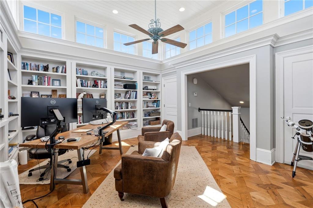 3736 Turnberry Court