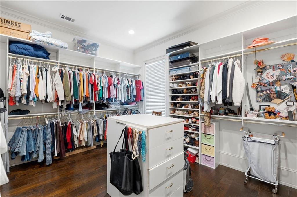 3736 Turnberry Court