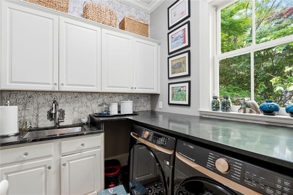 3736 Turnberry Court
