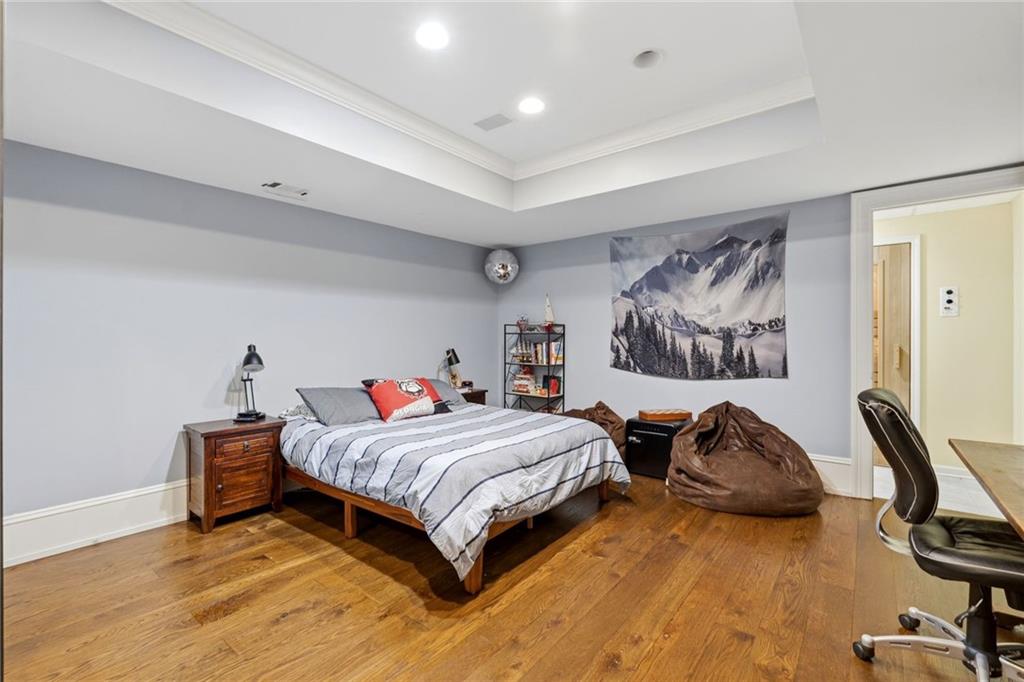 3736 Turnberry Court