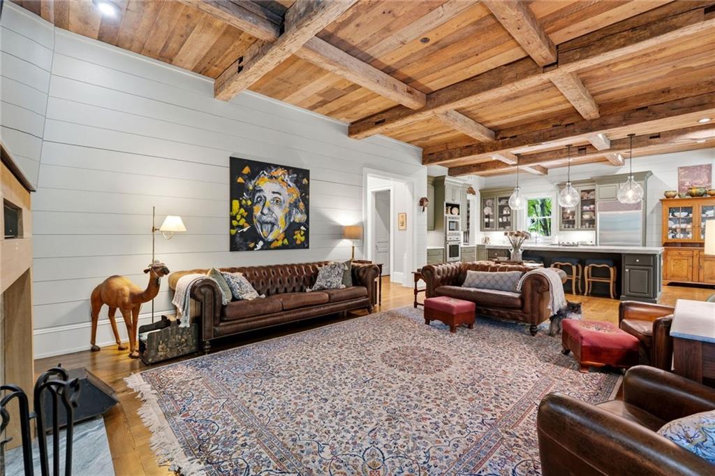 3736 Turnberry Court