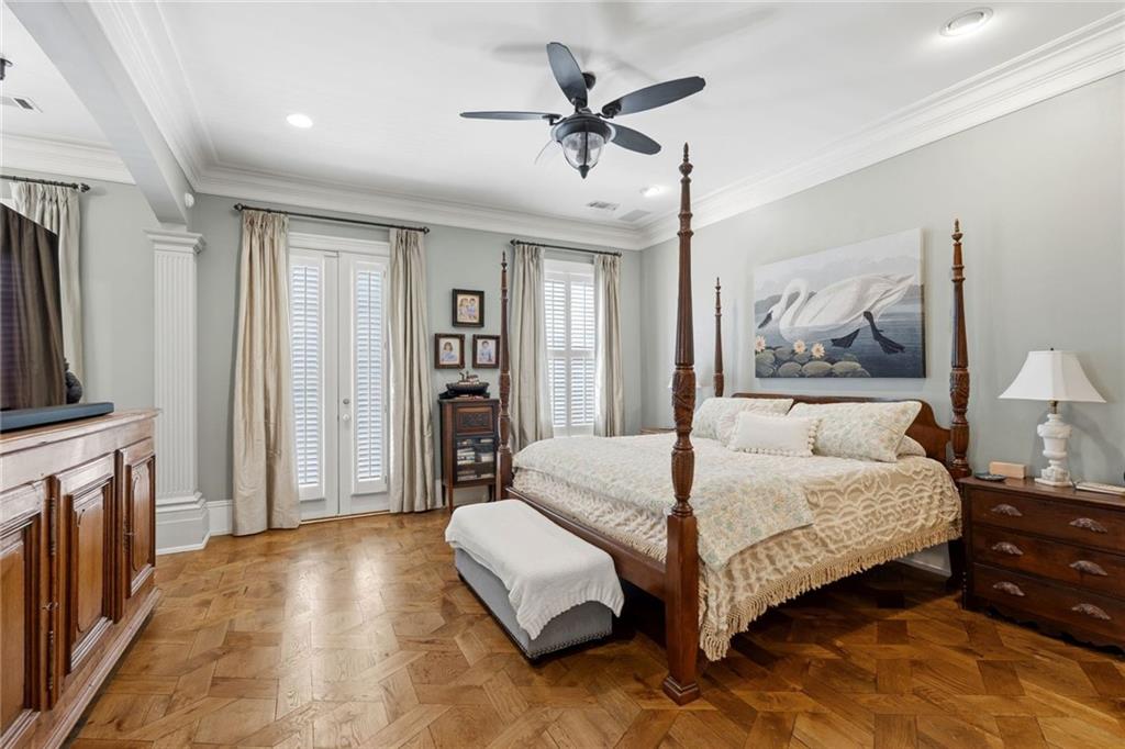 3736 Turnberry Court