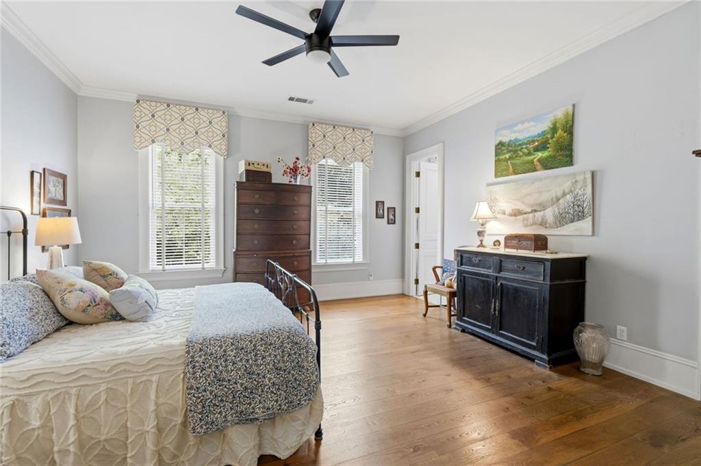 3736 Turnberry Court