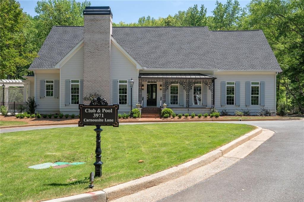 3736 Turnberry Court