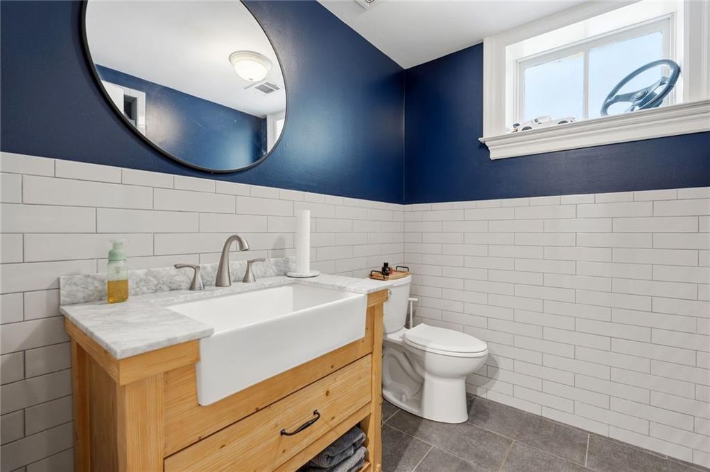 3736 Turnberry Court