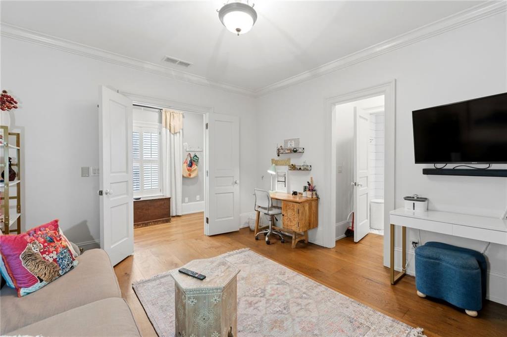 3736 Turnberry Court