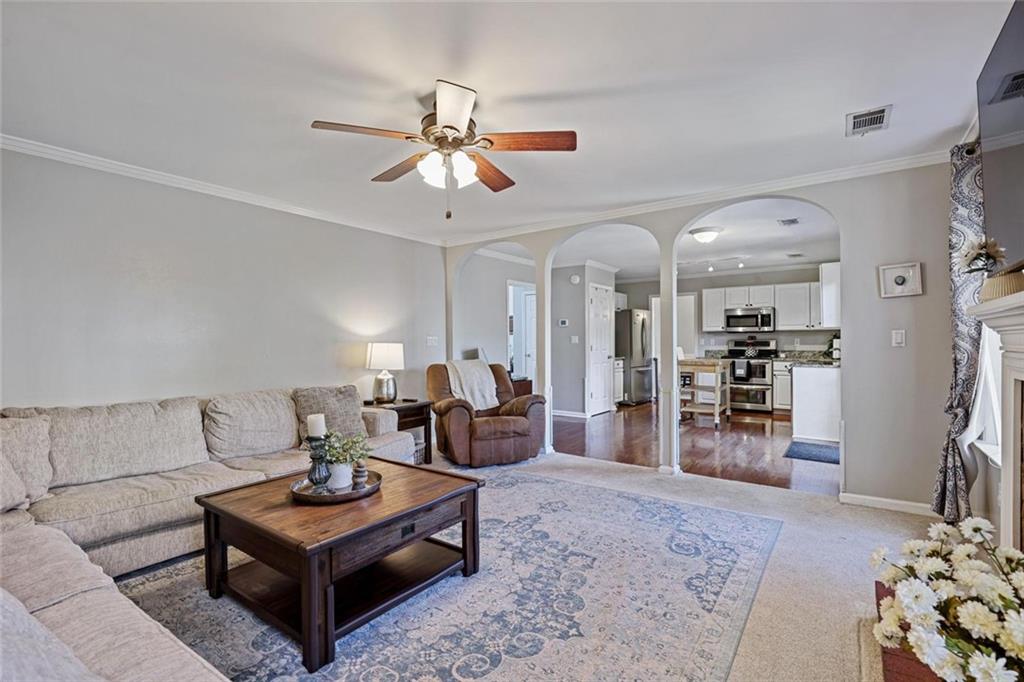 1347 Woodcutt Place