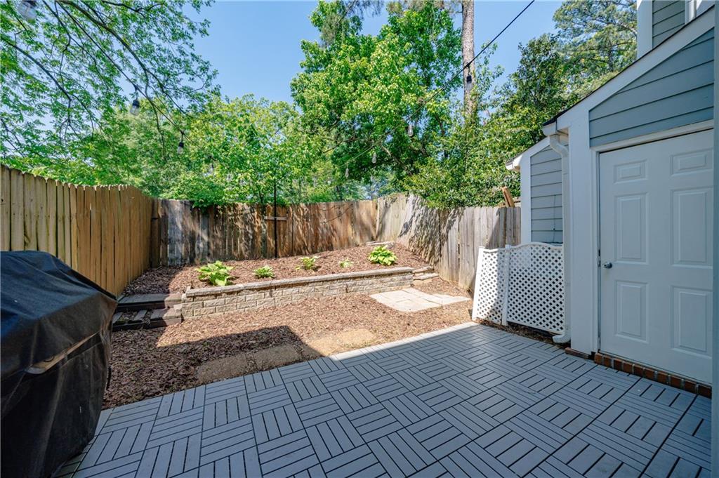 110 Courtyard Terrace