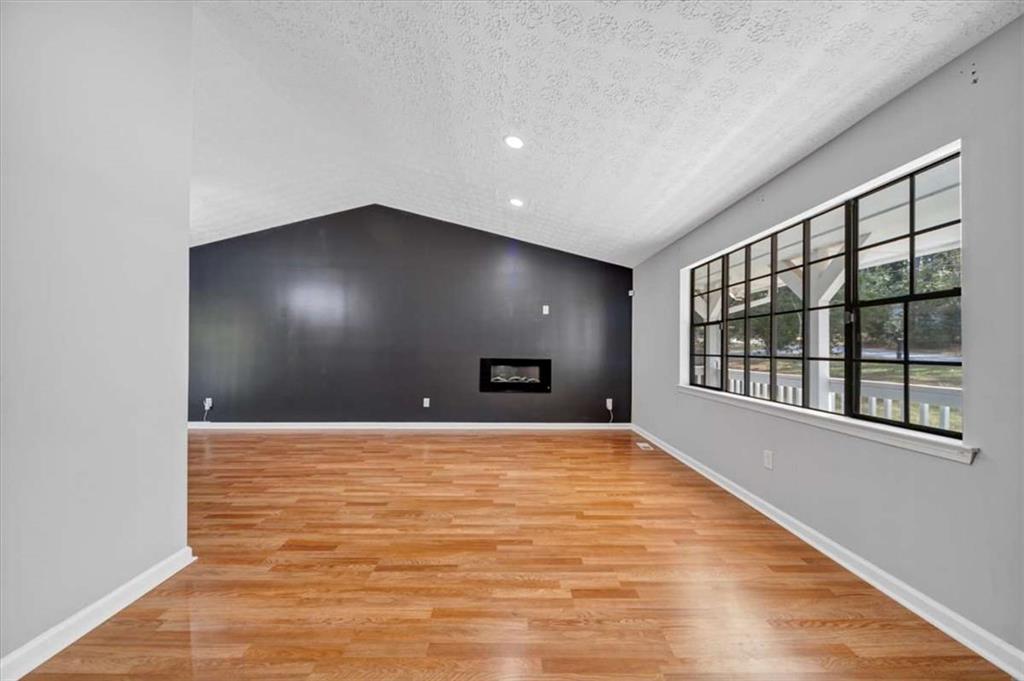 1505 Diplomat Drive