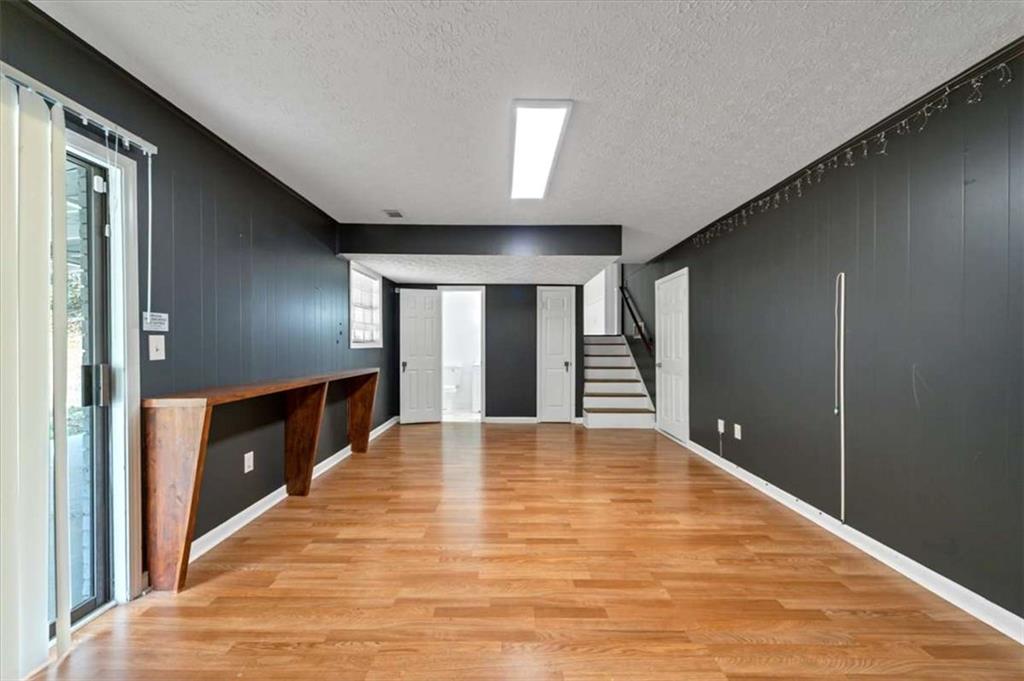 1505 Diplomat Drive