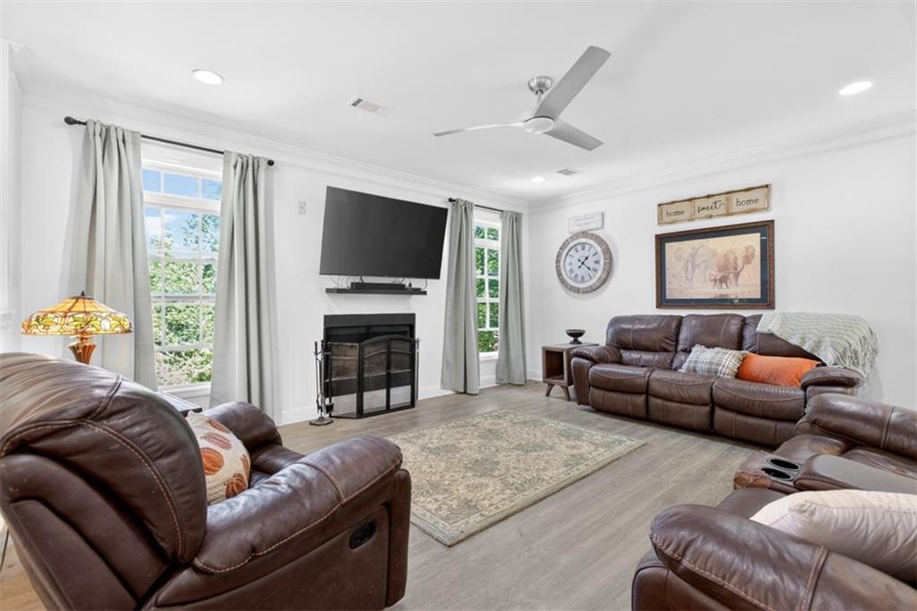 2013 Forsyth Park Lane