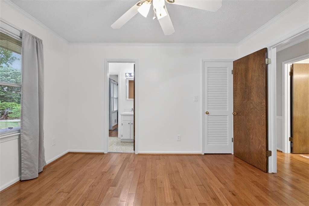 5623 Crestwood Drive