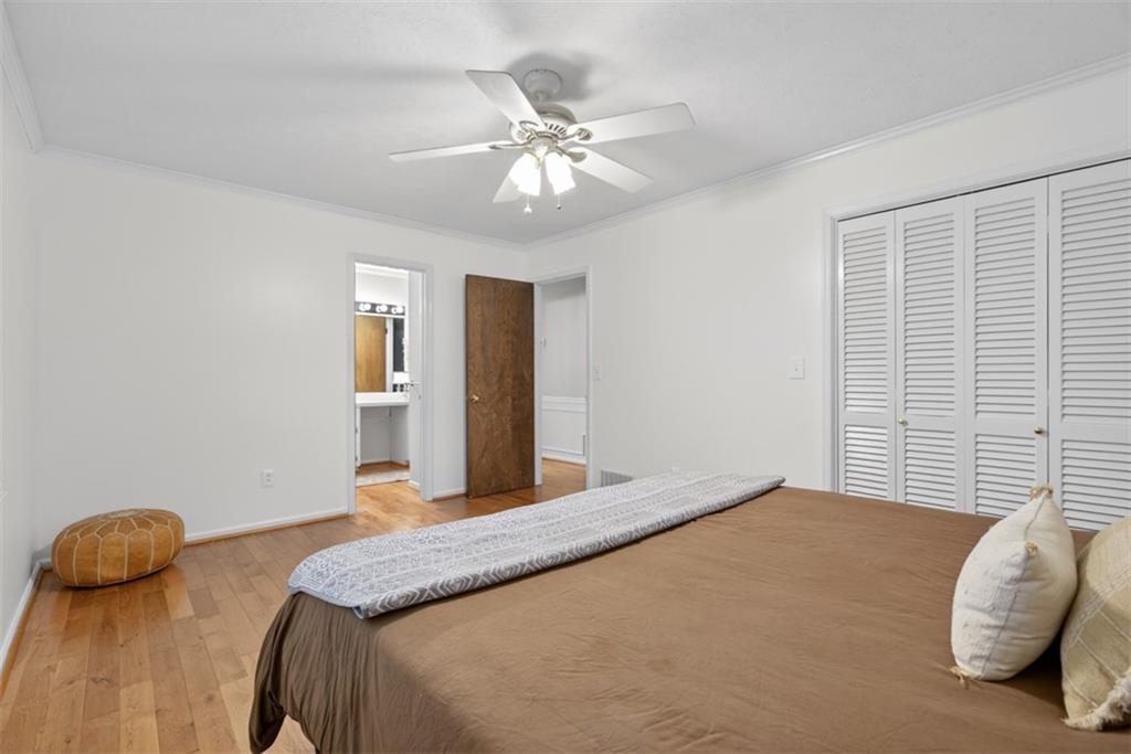 5623 Crestwood Drive