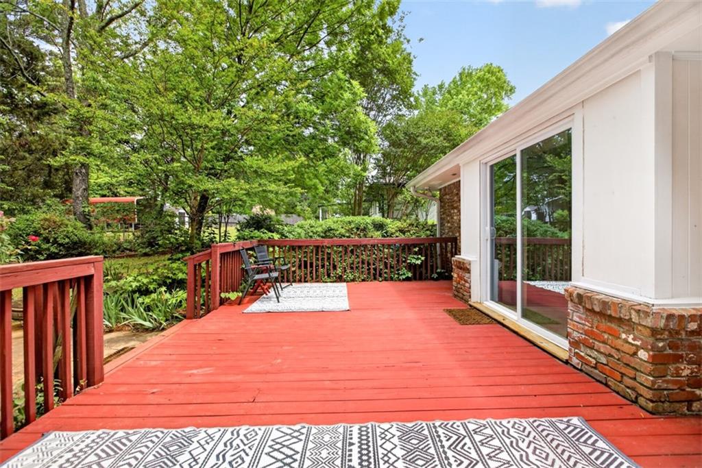 5623 Crestwood Drive