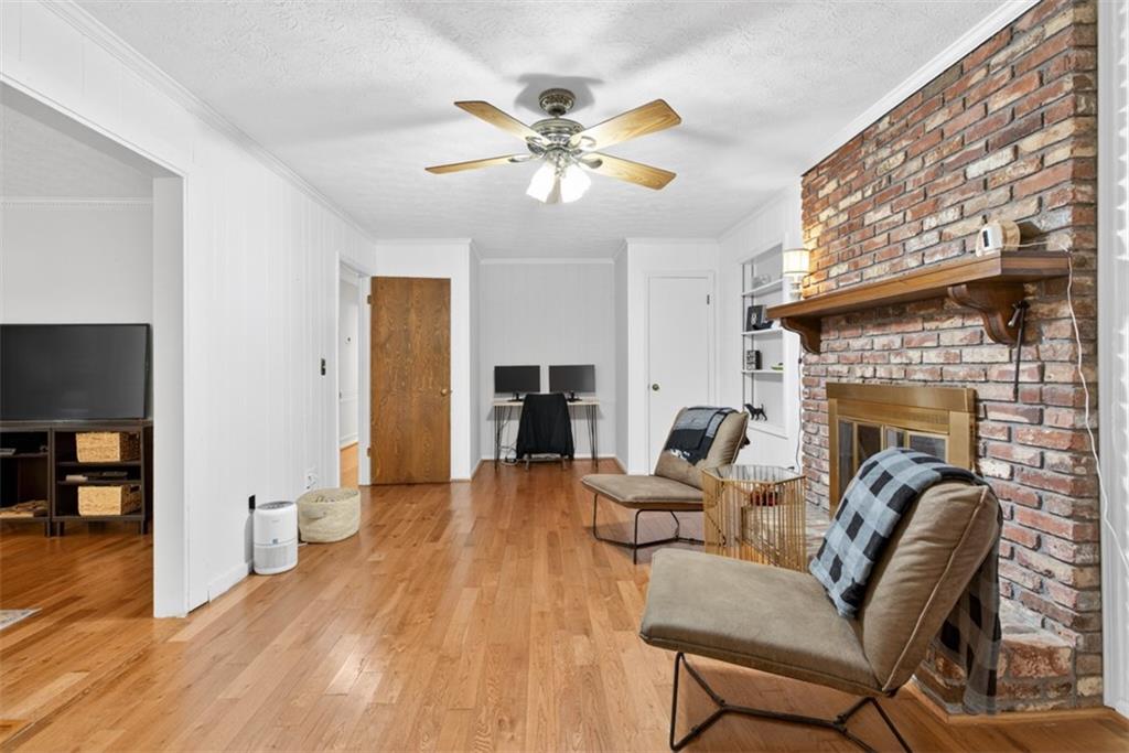 5623 Crestwood Drive