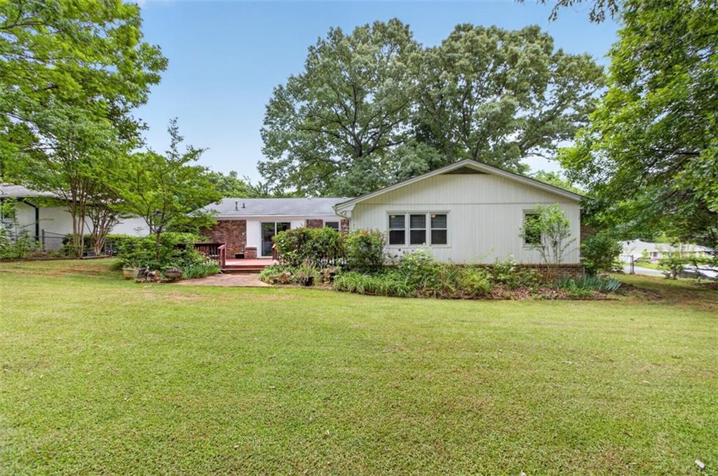 5623 Crestwood Drive