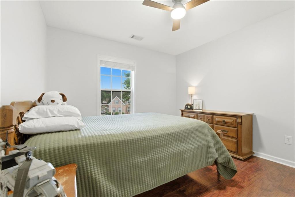 504 Crestview Court