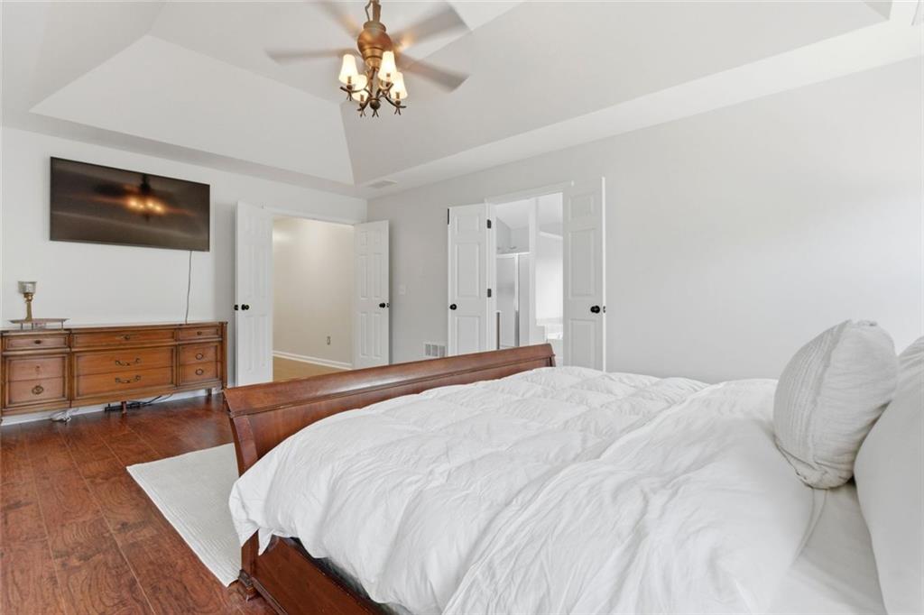 504 Crestview Court