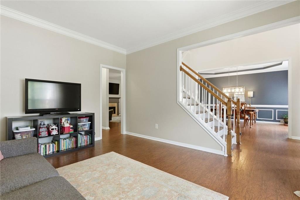 504 Crestview Court