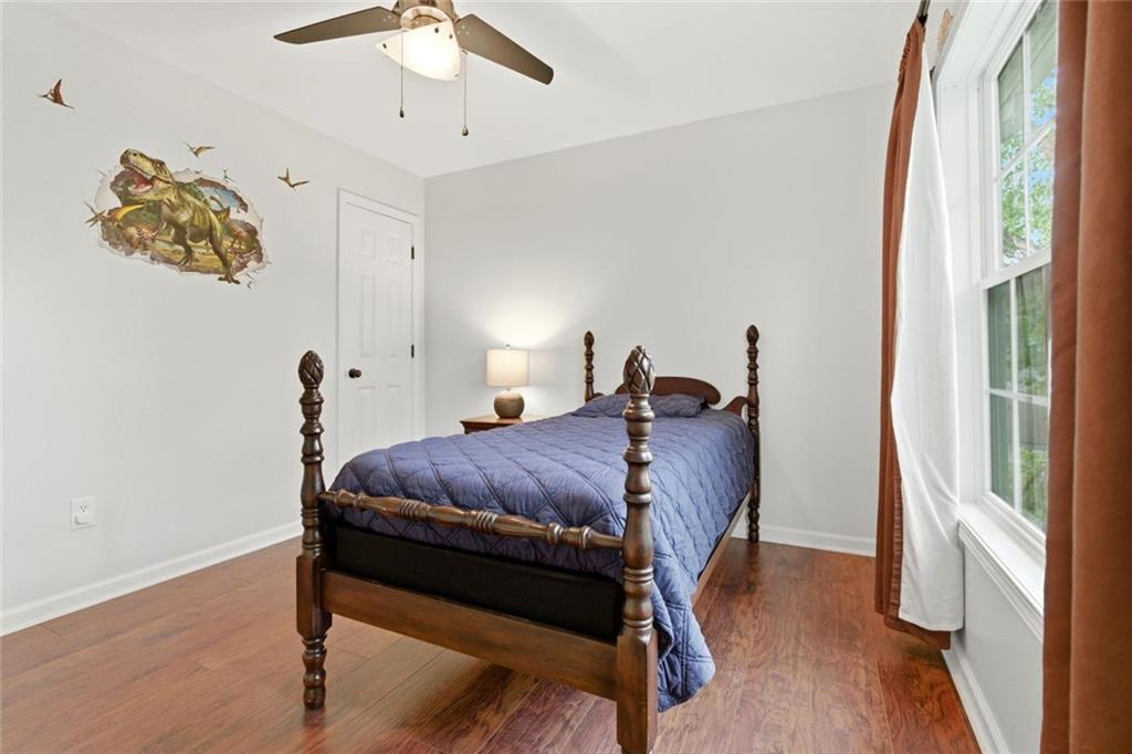 504 Crestview Court