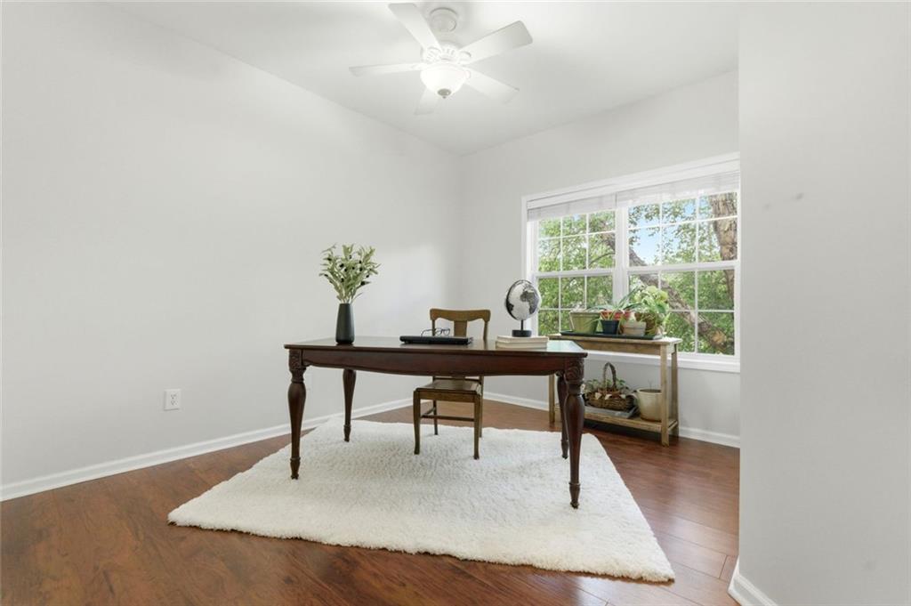 504 Crestview Court