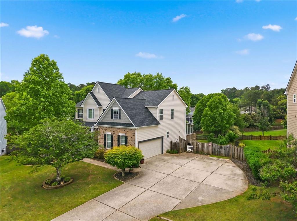 504 Crestview Court