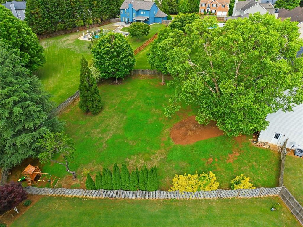 504 Crestview Court