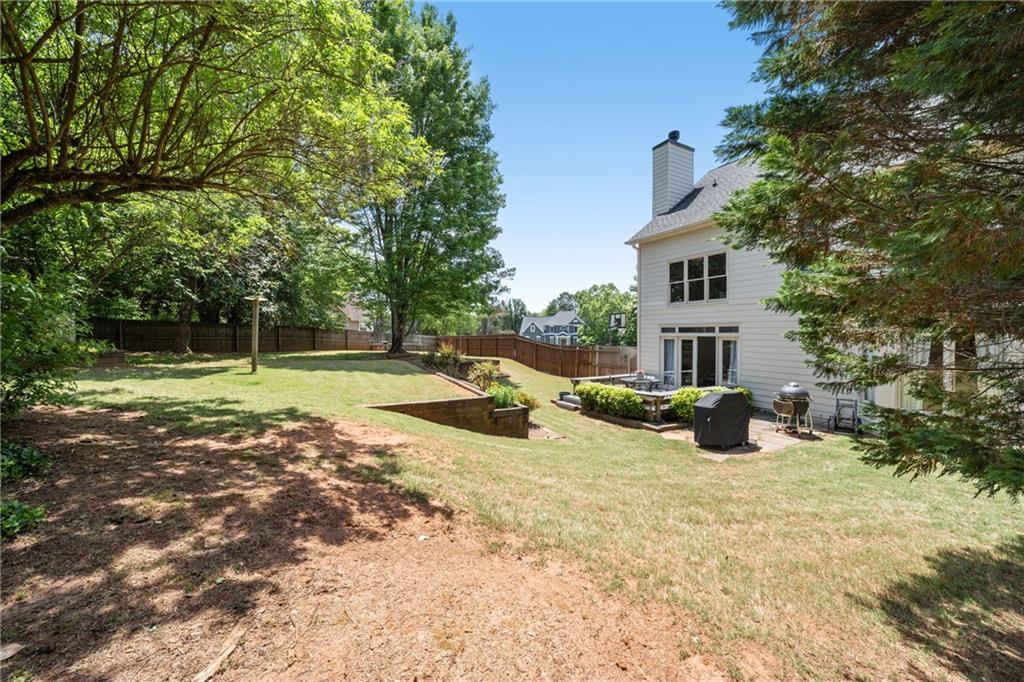 6405 Lake Trace