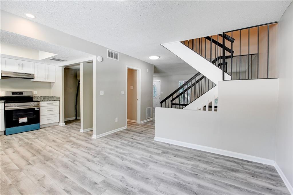 7325 Cardigan Circle