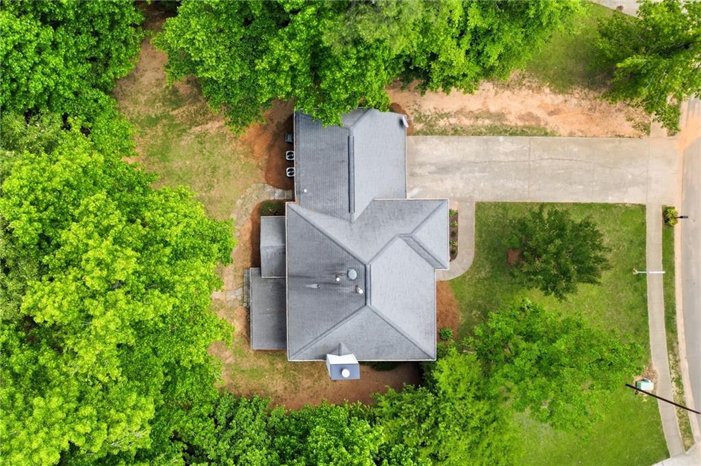 3512 Wellsley Drive