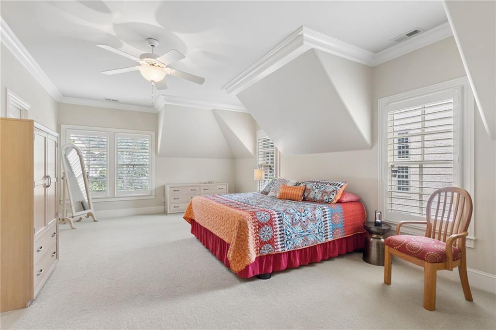 520 Ardsley Place