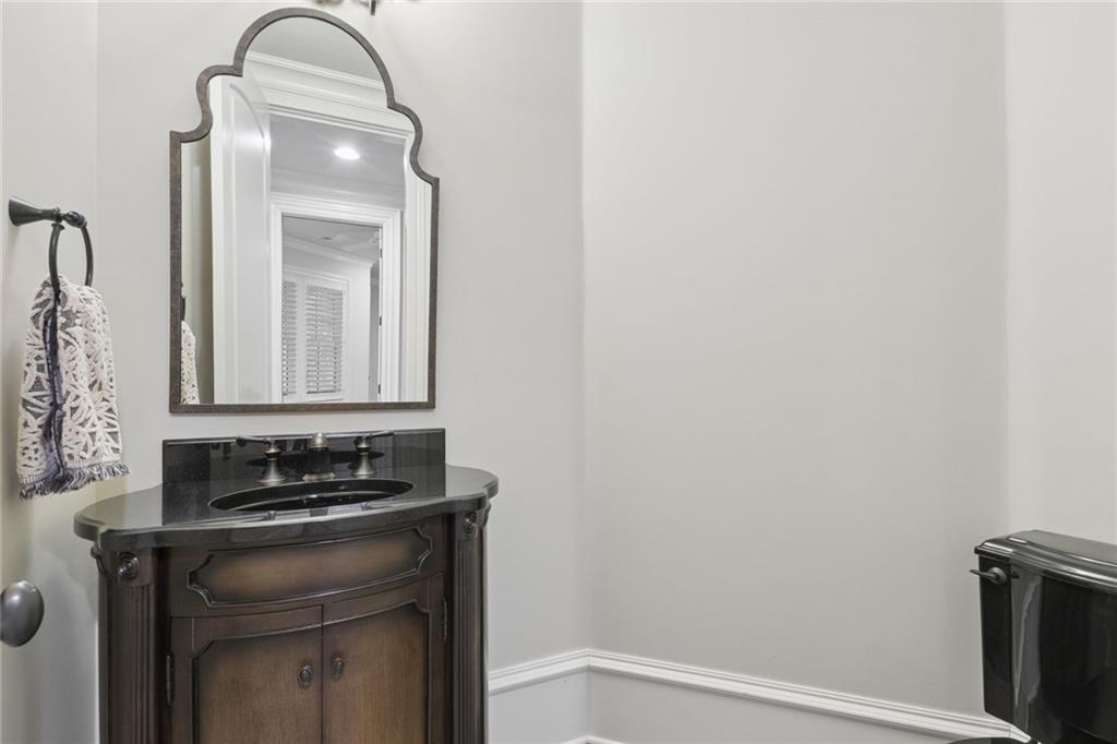 520 Ardsley Place