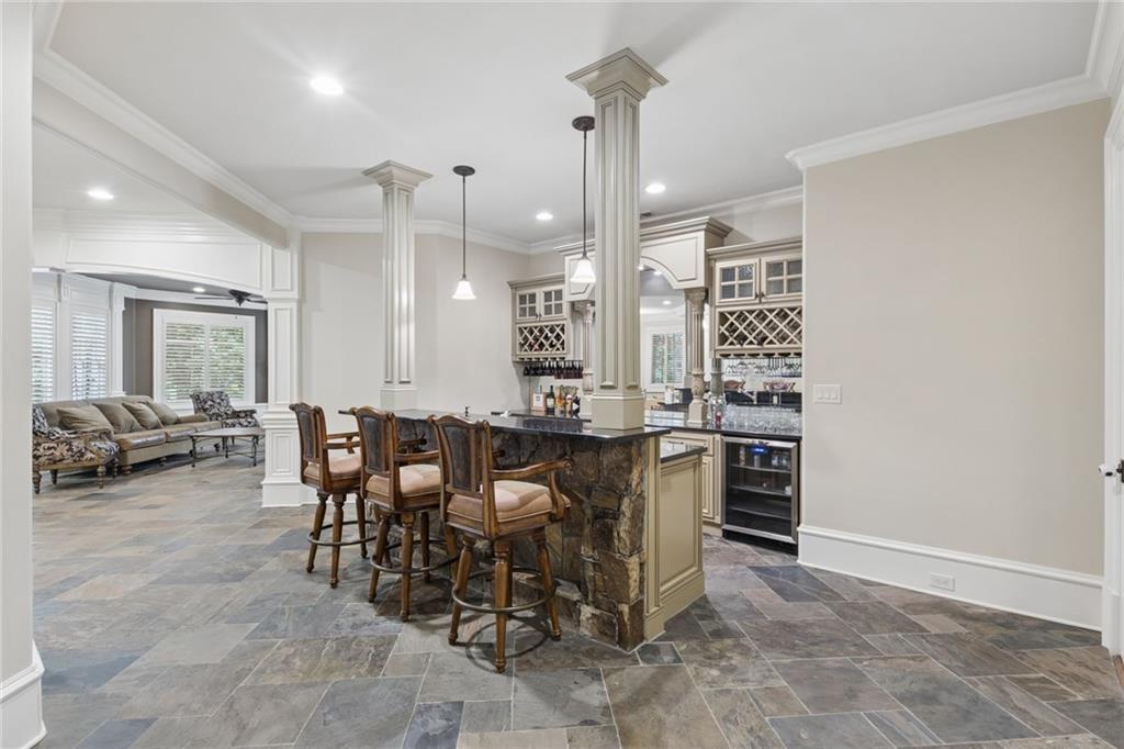 520 Ardsley Place