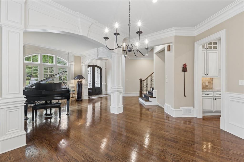 520 Ardsley Place