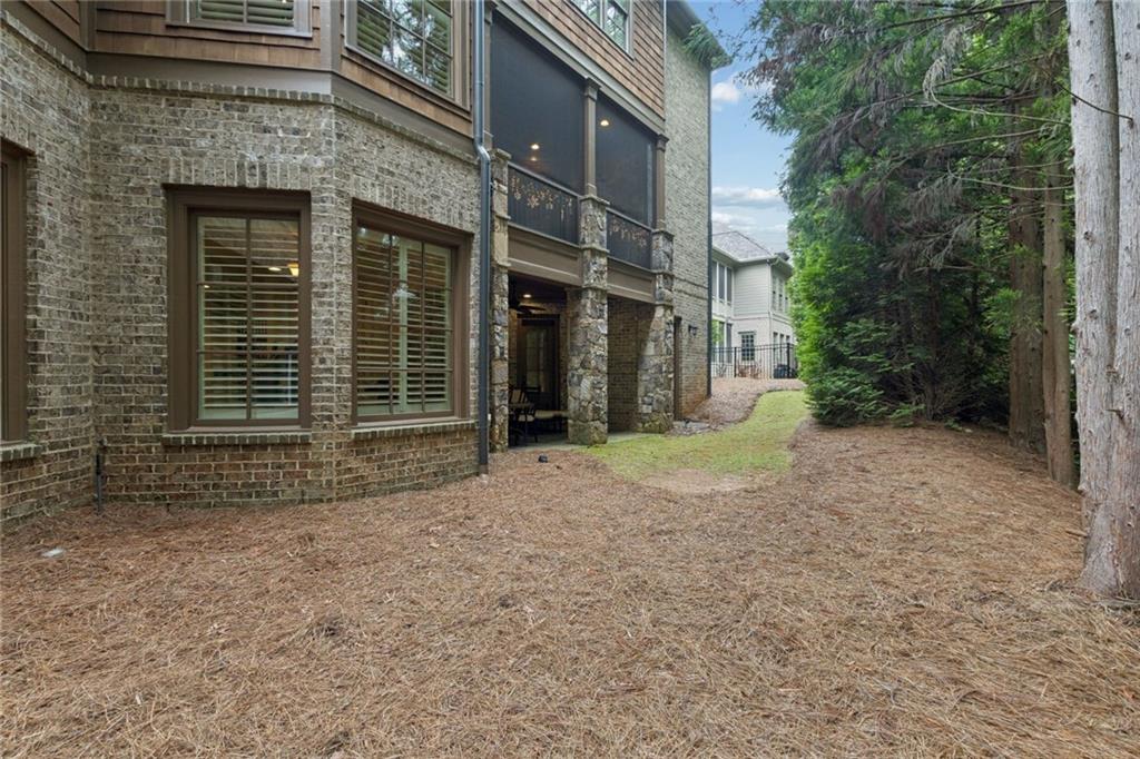 520 Ardsley Place