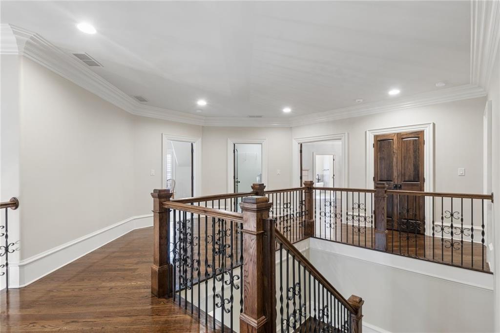 520 Ardsley Place