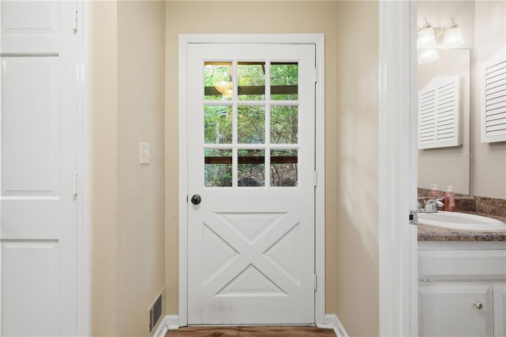 200 Villa Road Unit 103