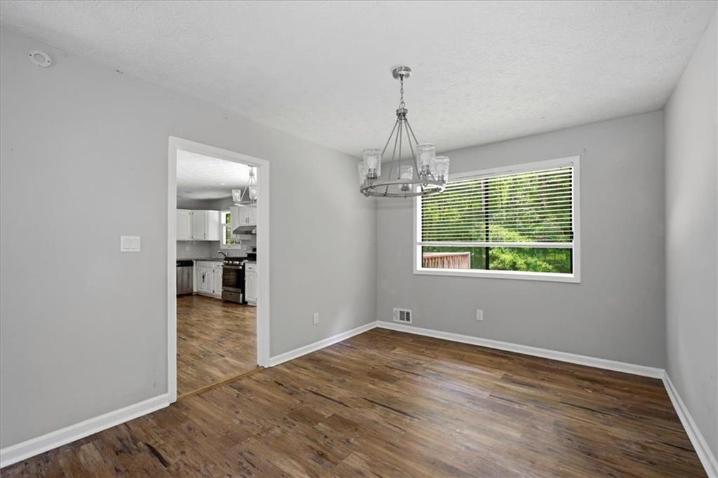 3189 Aspen Circle